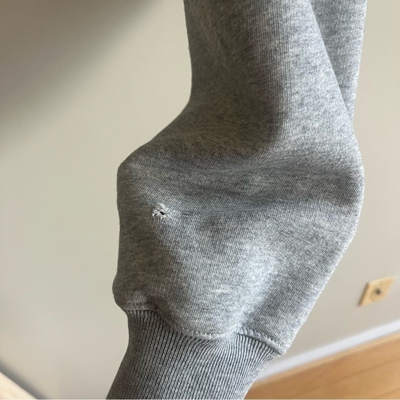 Aritzia TNA The Super Crop Hoodie in Grey - Picture 8 of 8